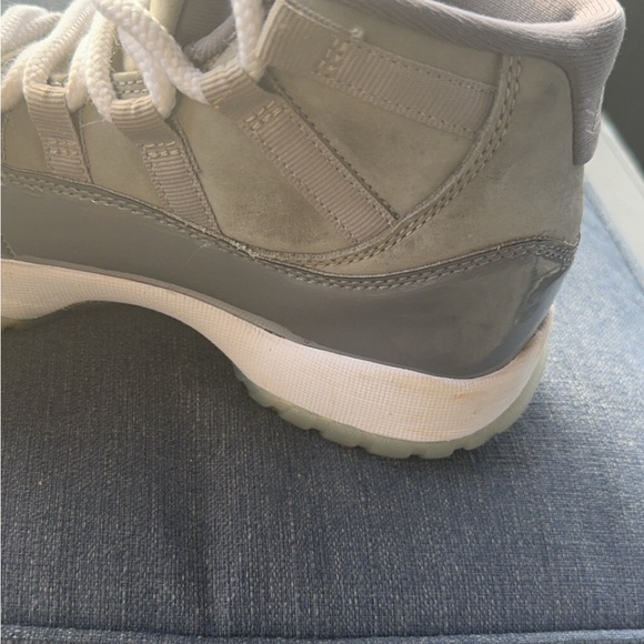 Jordan cool grey 11 - Picture 2 of 4